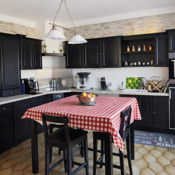 2e3317a35b177bcbbbaef0fdf64bf440