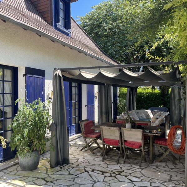 561ab98383bba37e3c32e6087687b9b3