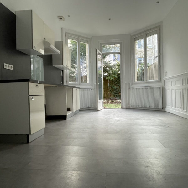 03cd56d2a0bcaa197e2dbd5255d0bcc1