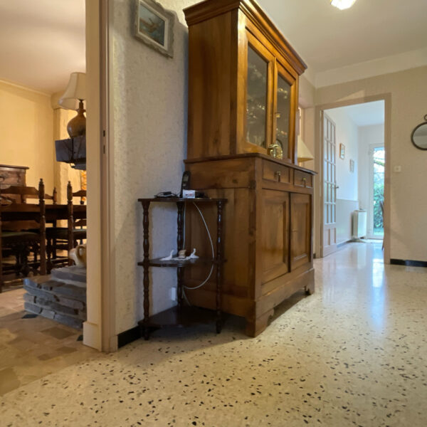 1585863c33eff9a9ee919cd6aaa54779