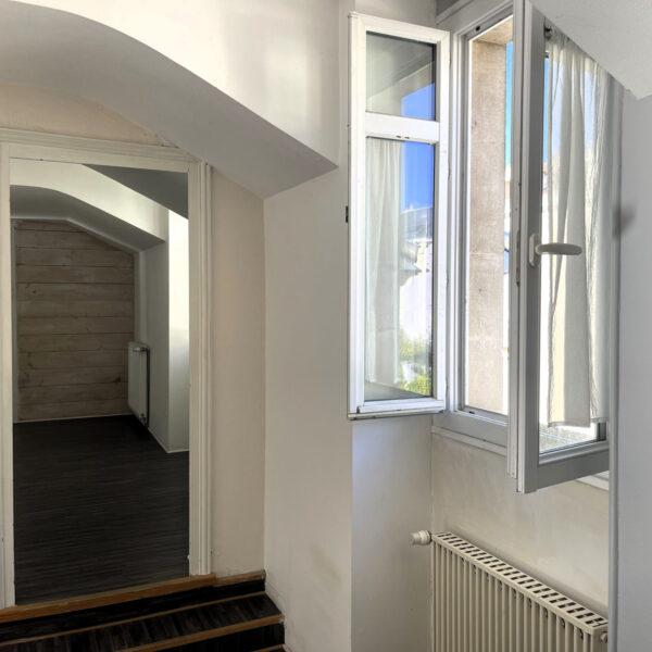 212a995f5f7961d5cf12cb4df49ab05a