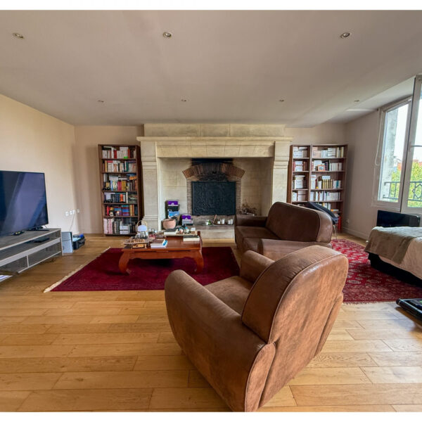 51bb99d7ead28122e860bca2b82d2ea4