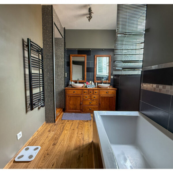 6137fe142b07aa719460bb96dfdc9262