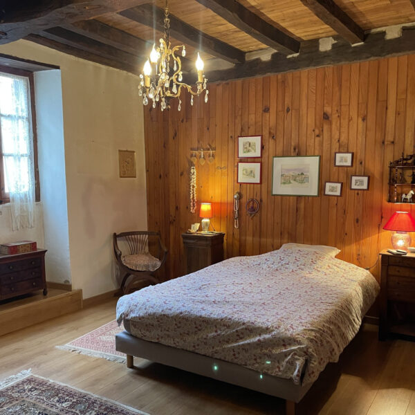 70fa3dde71be9d9f6eb5dde930e63e6b