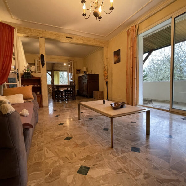 748b1a0a8dfad0e9c8631165a0e80c4f