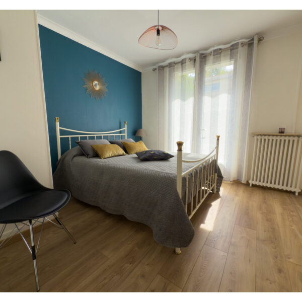 7f703b300b7ce69326402cb3c5720dd0