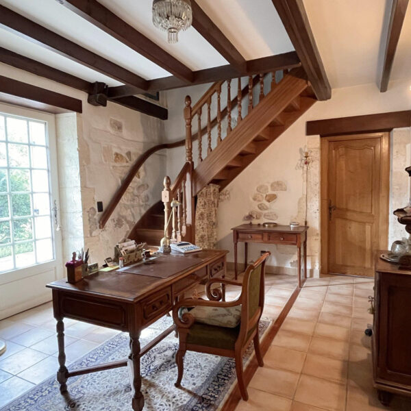 c141d2b9e4b98e5aefd27f4bfcc1c764