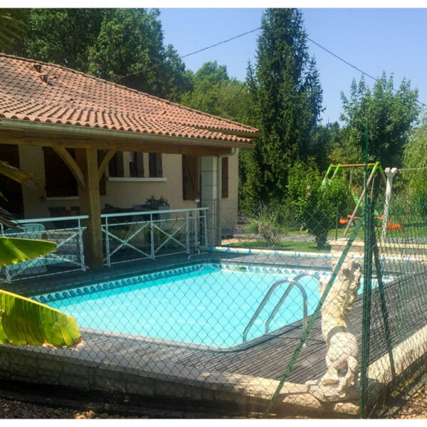 e08e86f51db3fc548a27f08b73933845