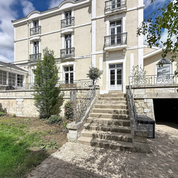 photo_683fe53736983a7b9747ca96d454a8af